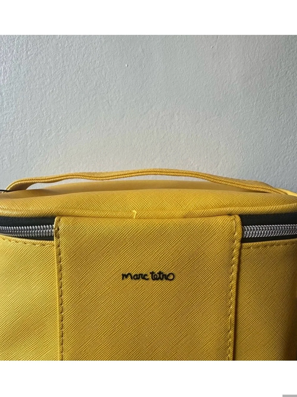 Marc Tetro Boston Terrier Yellow Cosmetic Bag, 8.5x5.5x5, NWT